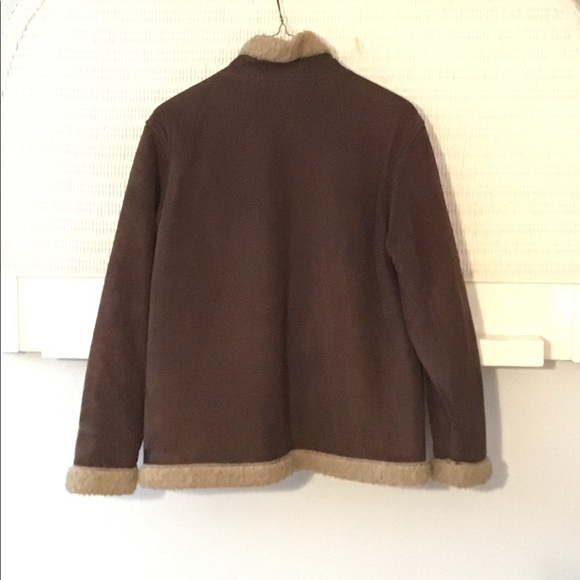 Woolrich Women’s Faux Suede Sherpa Jacket - Picture 5 of 9